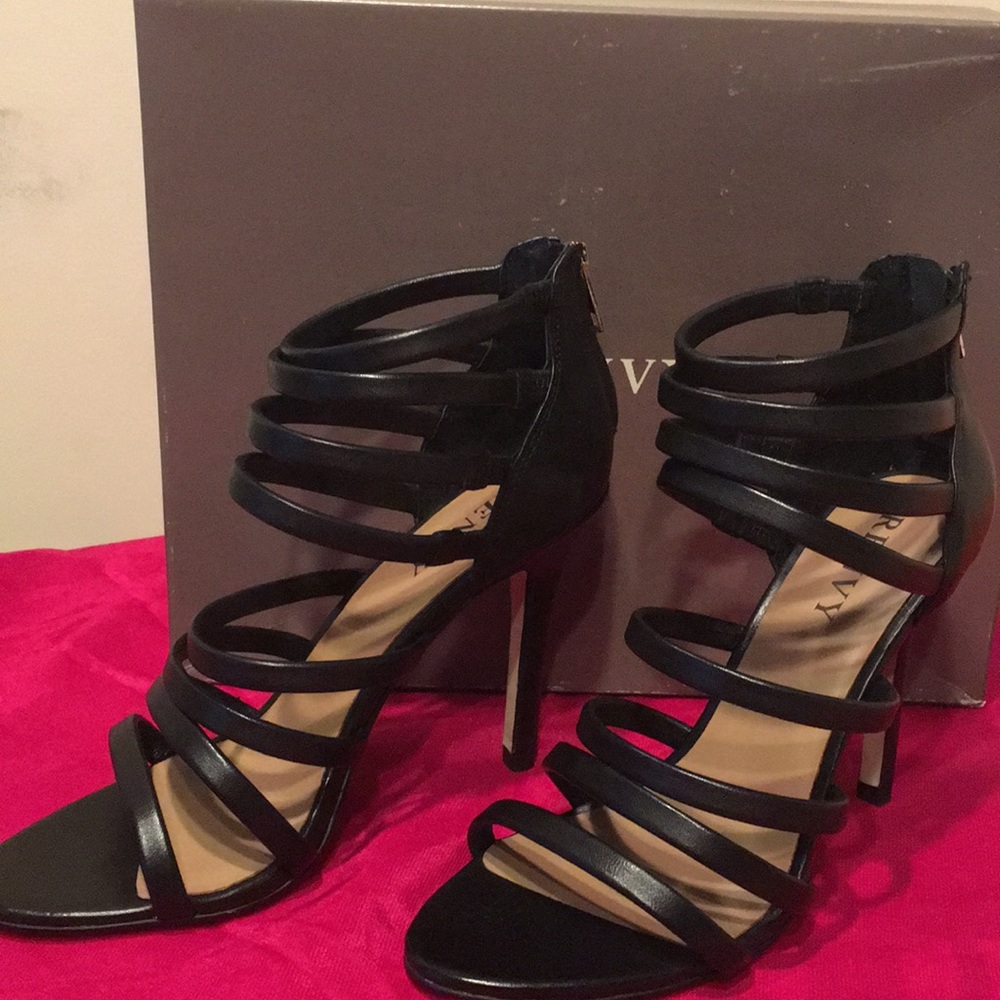 Brand new Authentic Renvy woman shoes